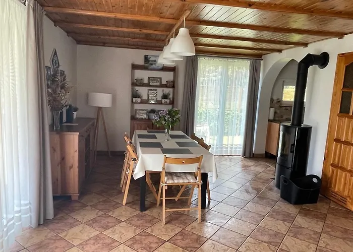 بيت للعطل Ranczo U Jana Lakie (Bytow)