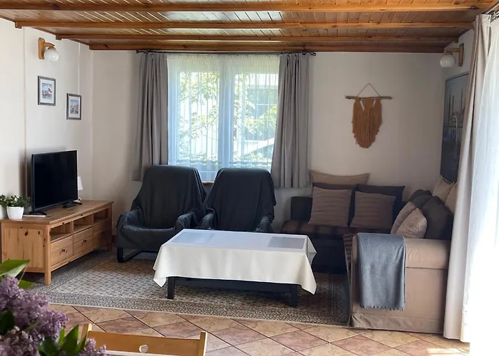 بيت للعطل Ranczo U Jana Lakie (Bytow)